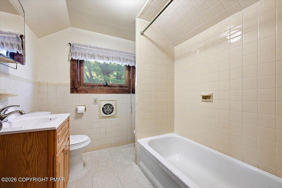 127 Broad Street Property Photo 38