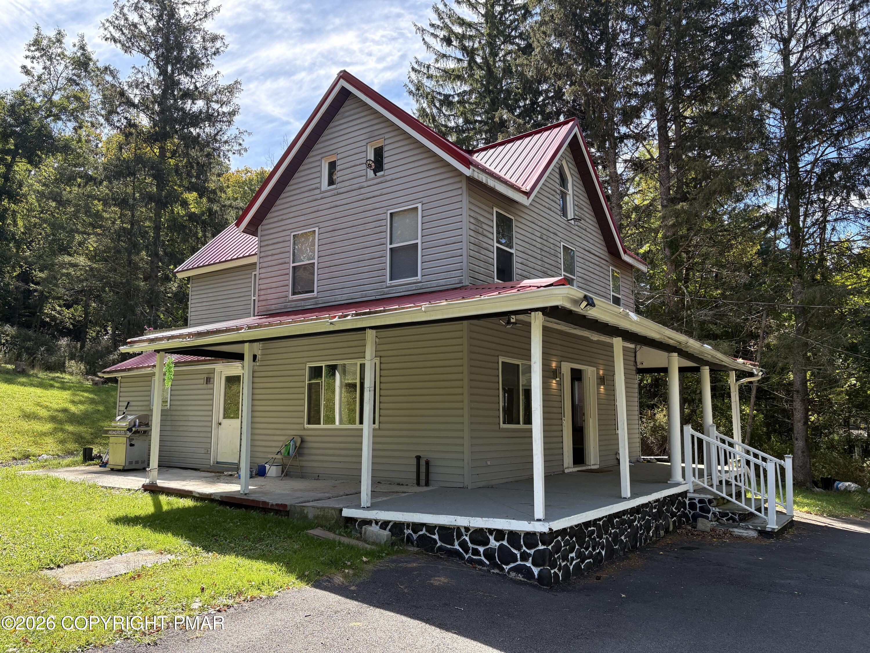 1215 Seese Hill Road Property Photo 1