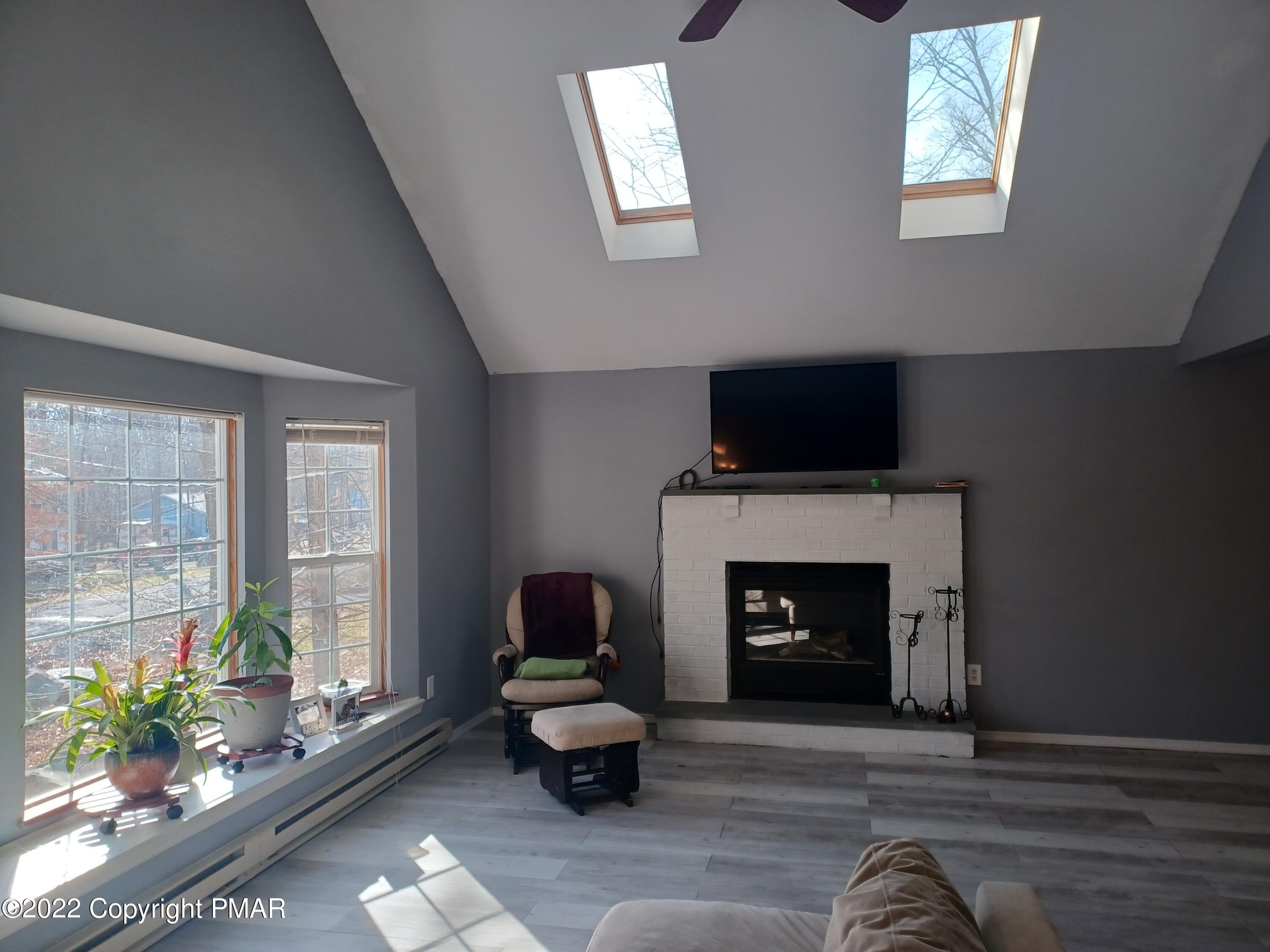 1147 Hunters Woods Drive Property Photo 17