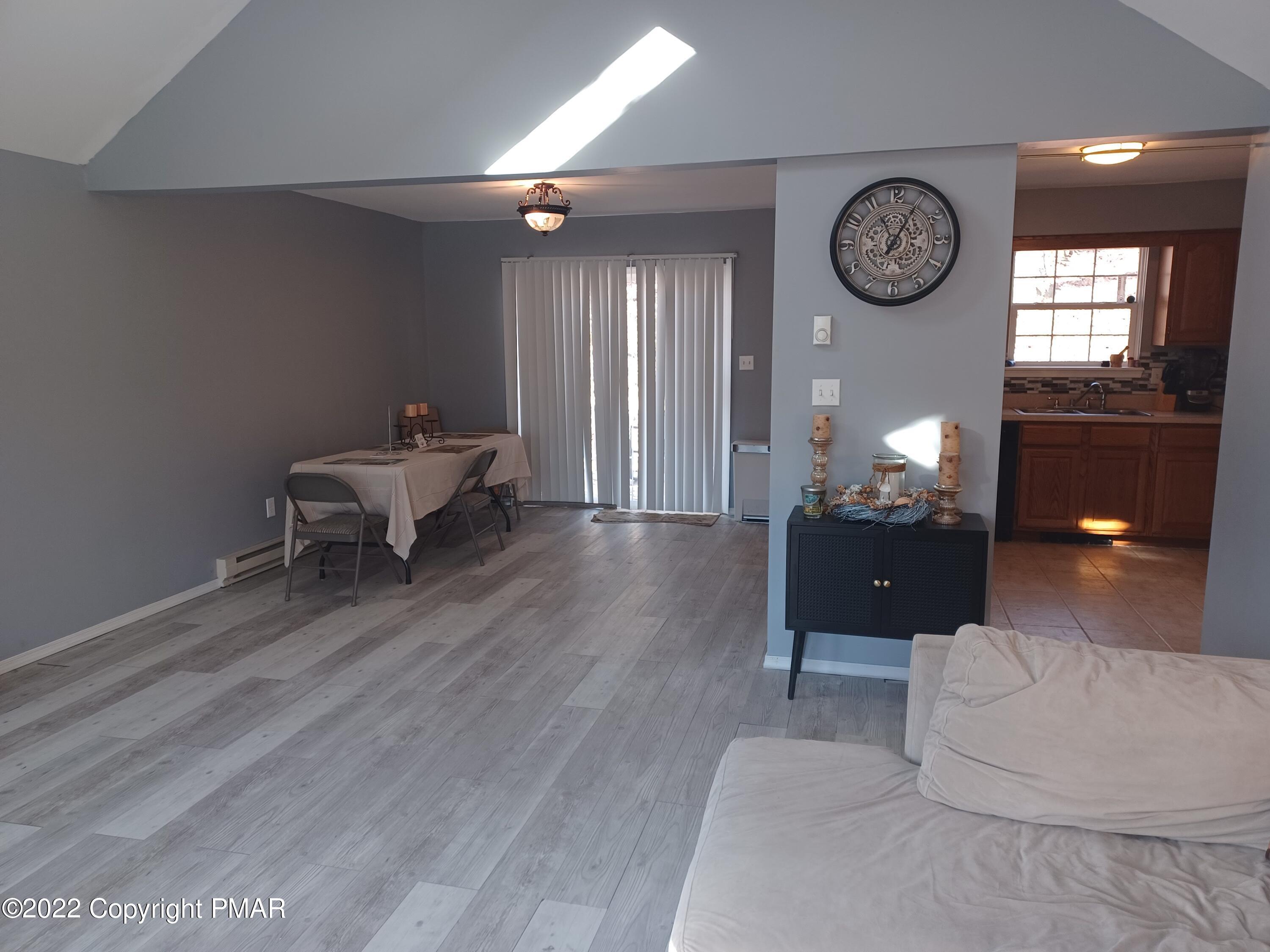 1147 Hunters Woods Drive Property Photo 18