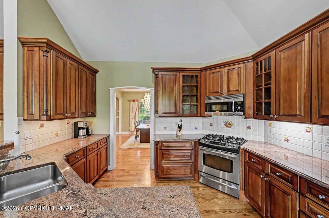 3 Redwood Lane 3 Property Photo 41