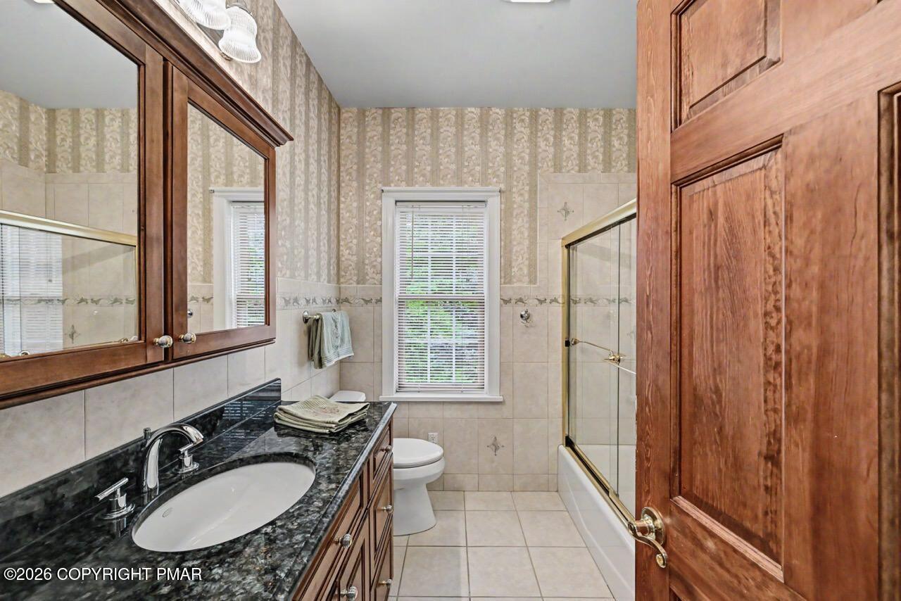 3 Redwood Lane 3 Property Photo 68