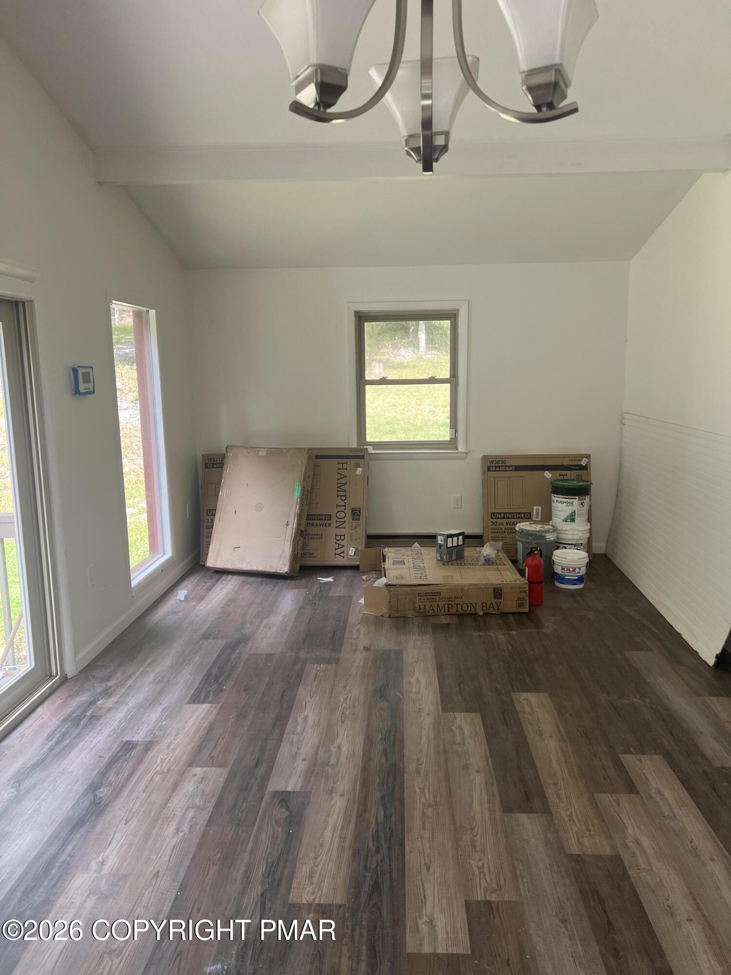 216 Colonial Court Property Photo 10