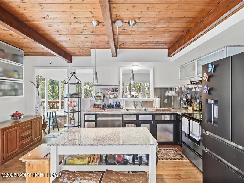 467 Lakeside Drive Property Photo 8