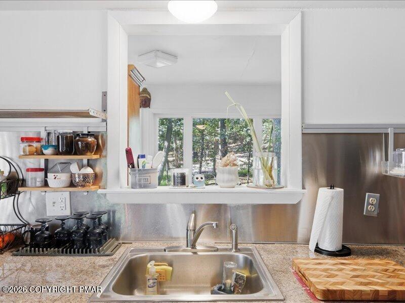 467 Lakeside Drive Property Photo 13
