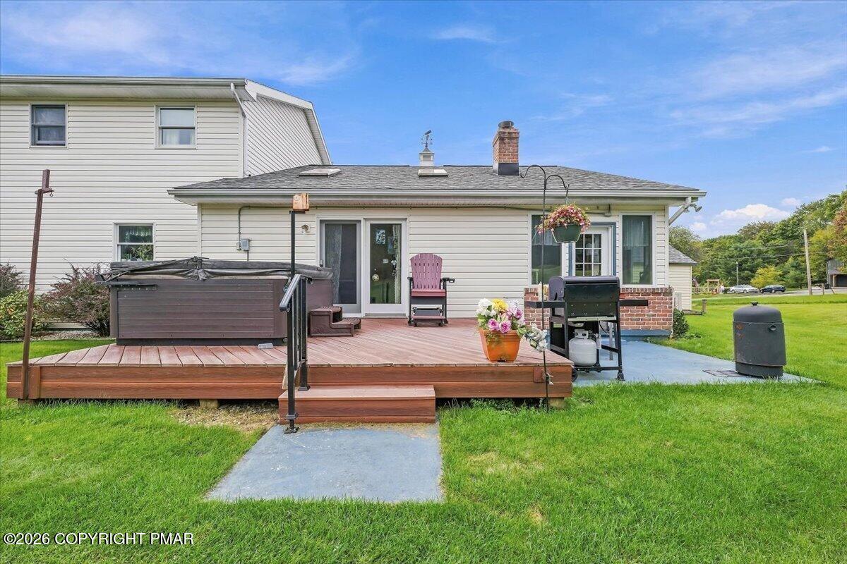 322 W 10th Street Property Photo 26