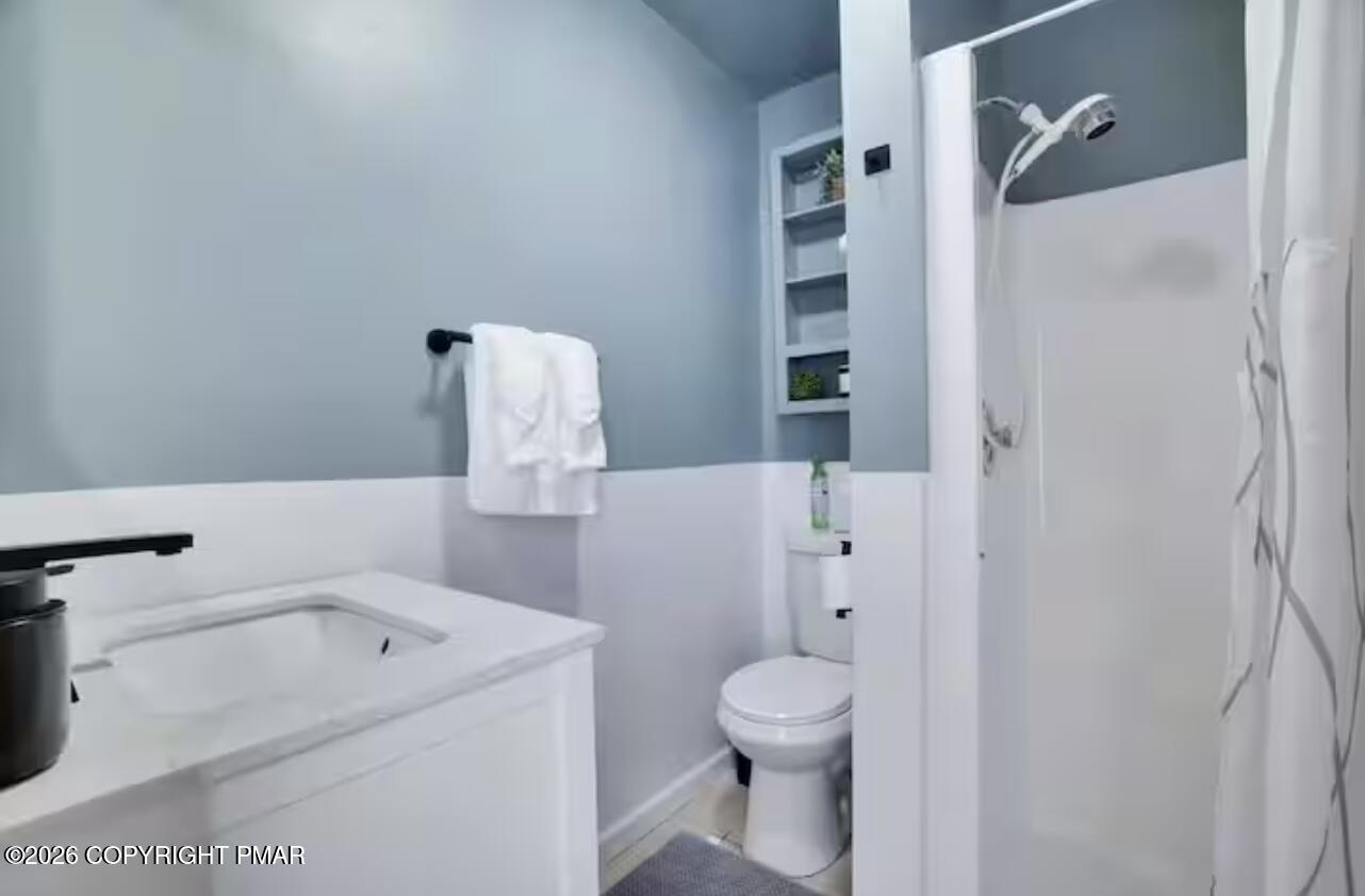 5692 Pembrook Drive Property Photo 18