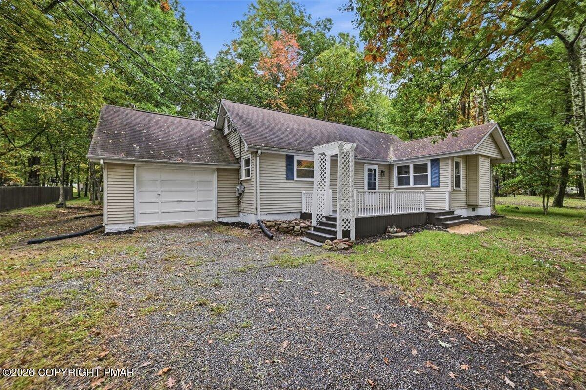 118 Buckhill Road Property Photo 1