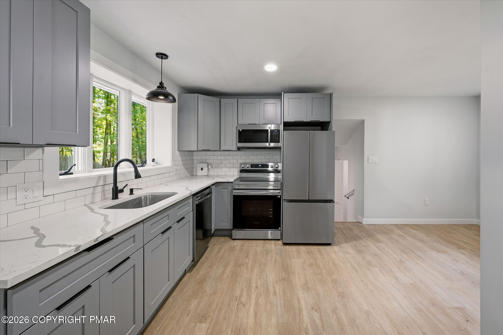 348 Carnation Road Property Photo 6