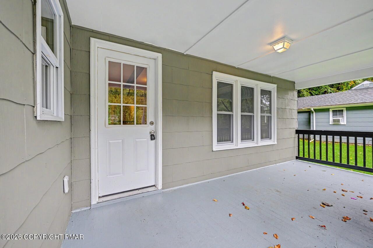 108 Hartman Lane Property Photo 10
