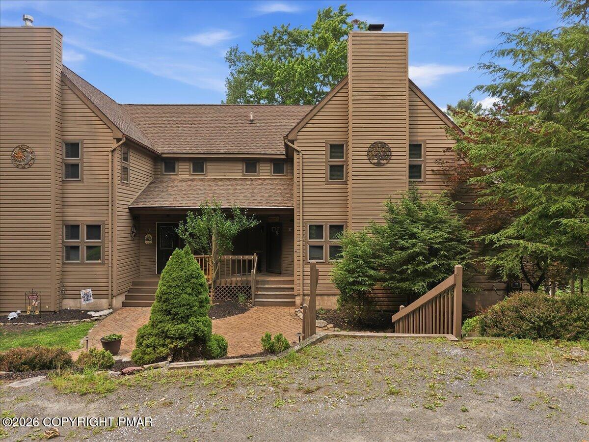 110 Woodmont Circle Property Photo 1
