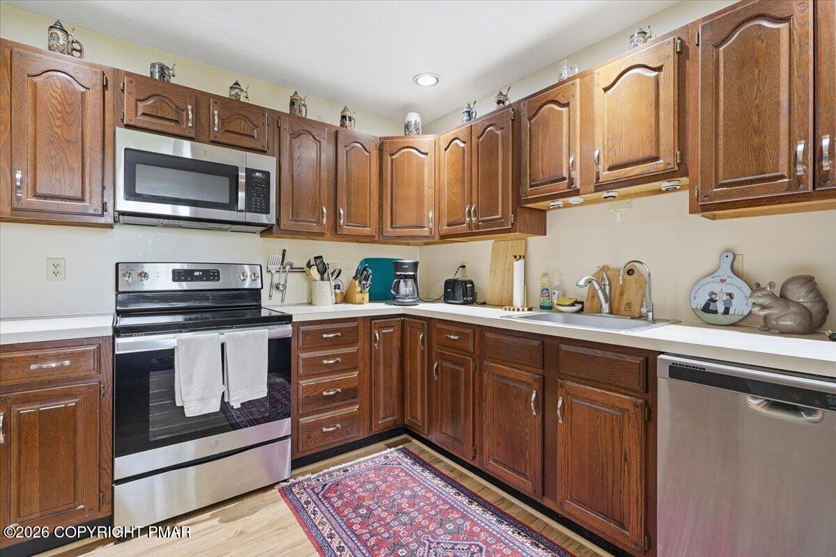 110 Woodmont Circle Property Photo 11
