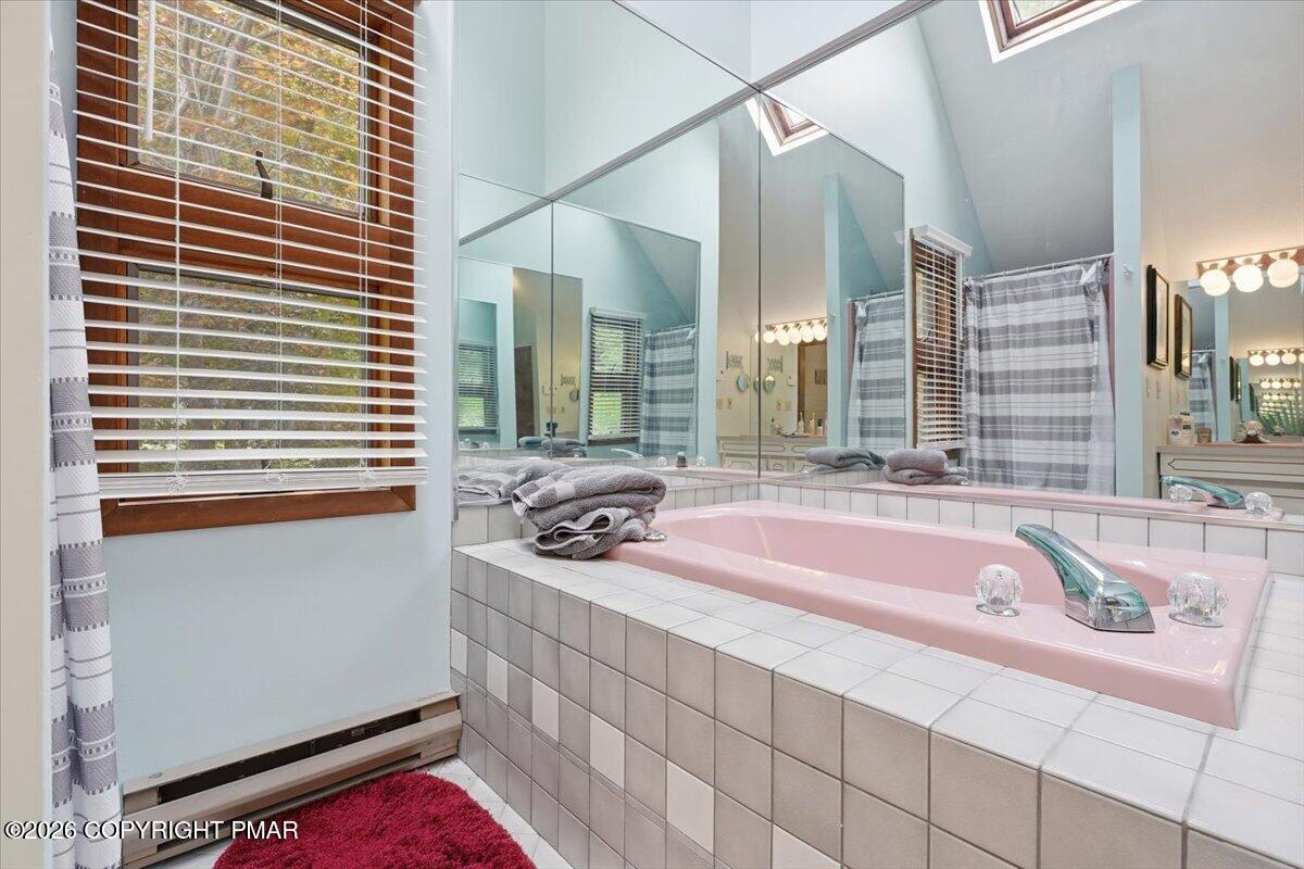 110 Woodmont Circle Property Photo 21
