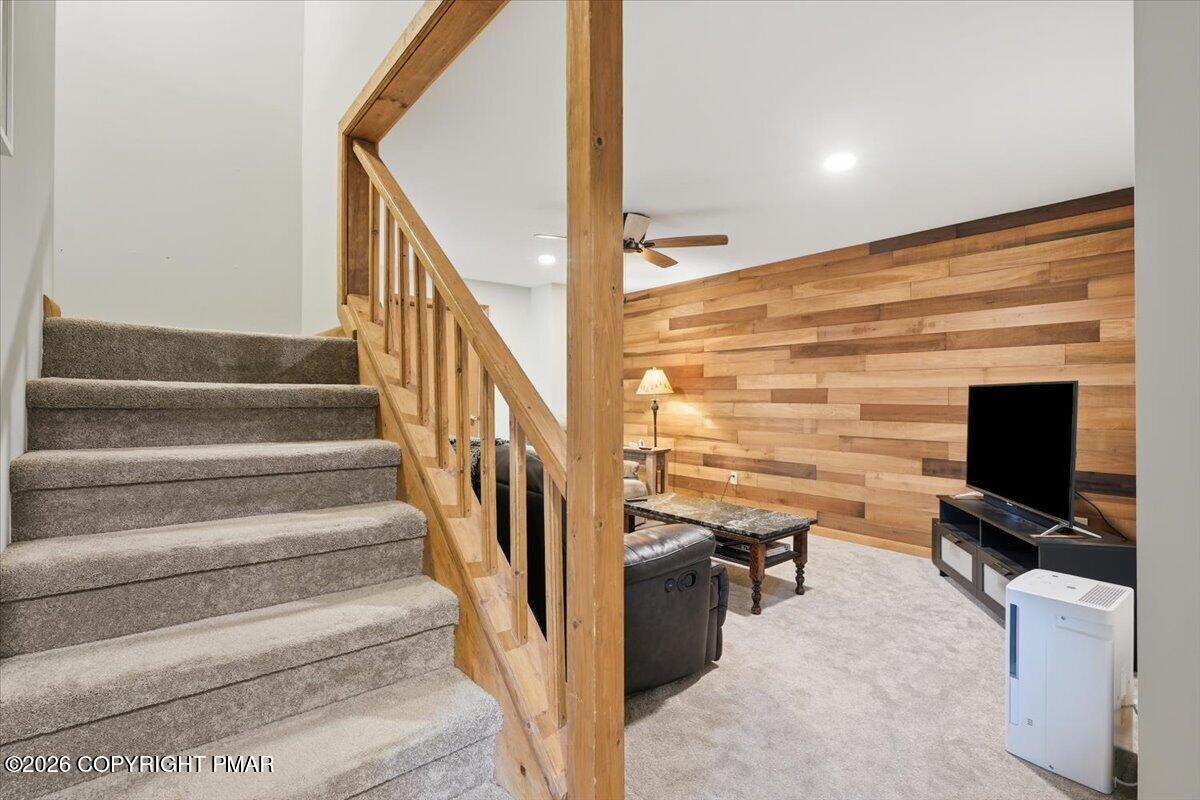 110 Woodmont Circle Property Photo 34