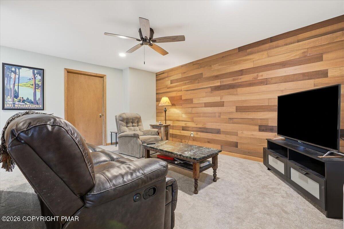 110 Woodmont Circle Property Photo 35
