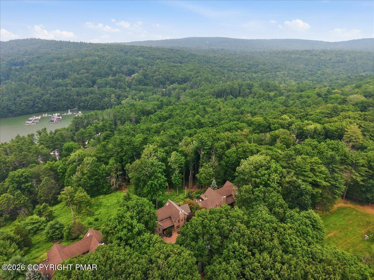 110 Woodmont Circle Property Photo 77