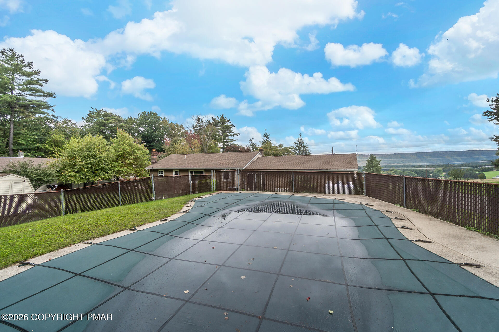 416 Briar Street Property Photo 16