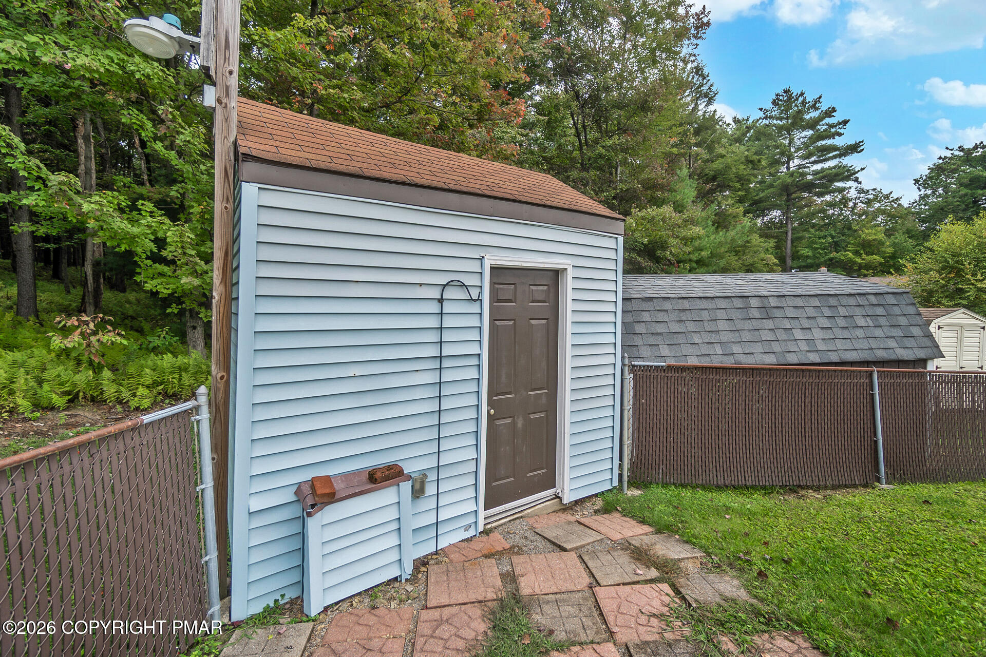 416 Briar Street Property Photo 18