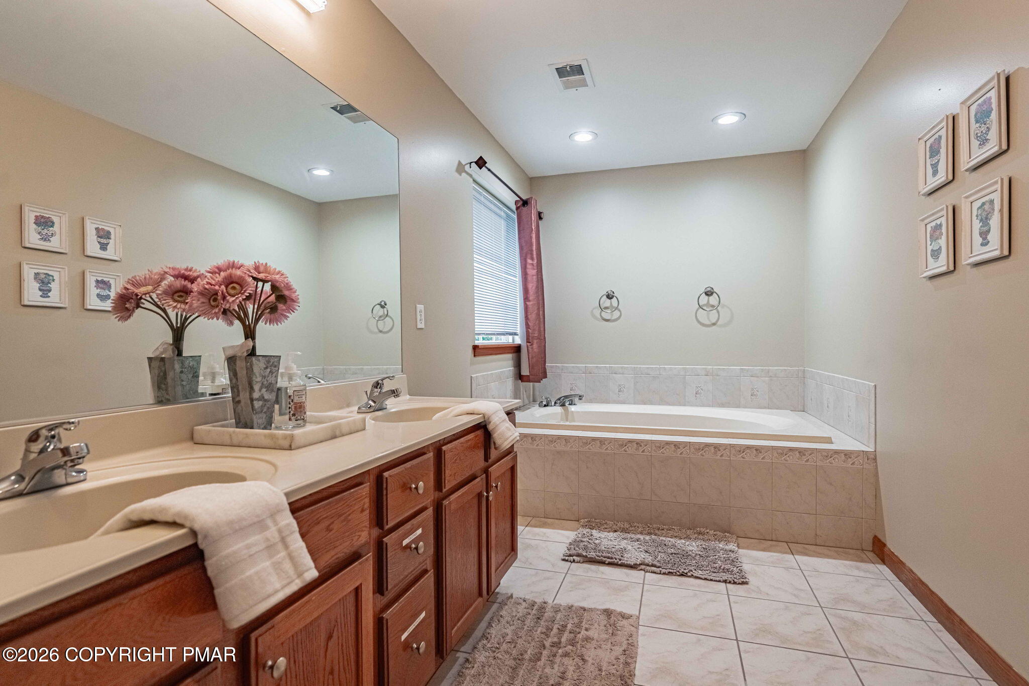 159 Winding Way Property Photo 38