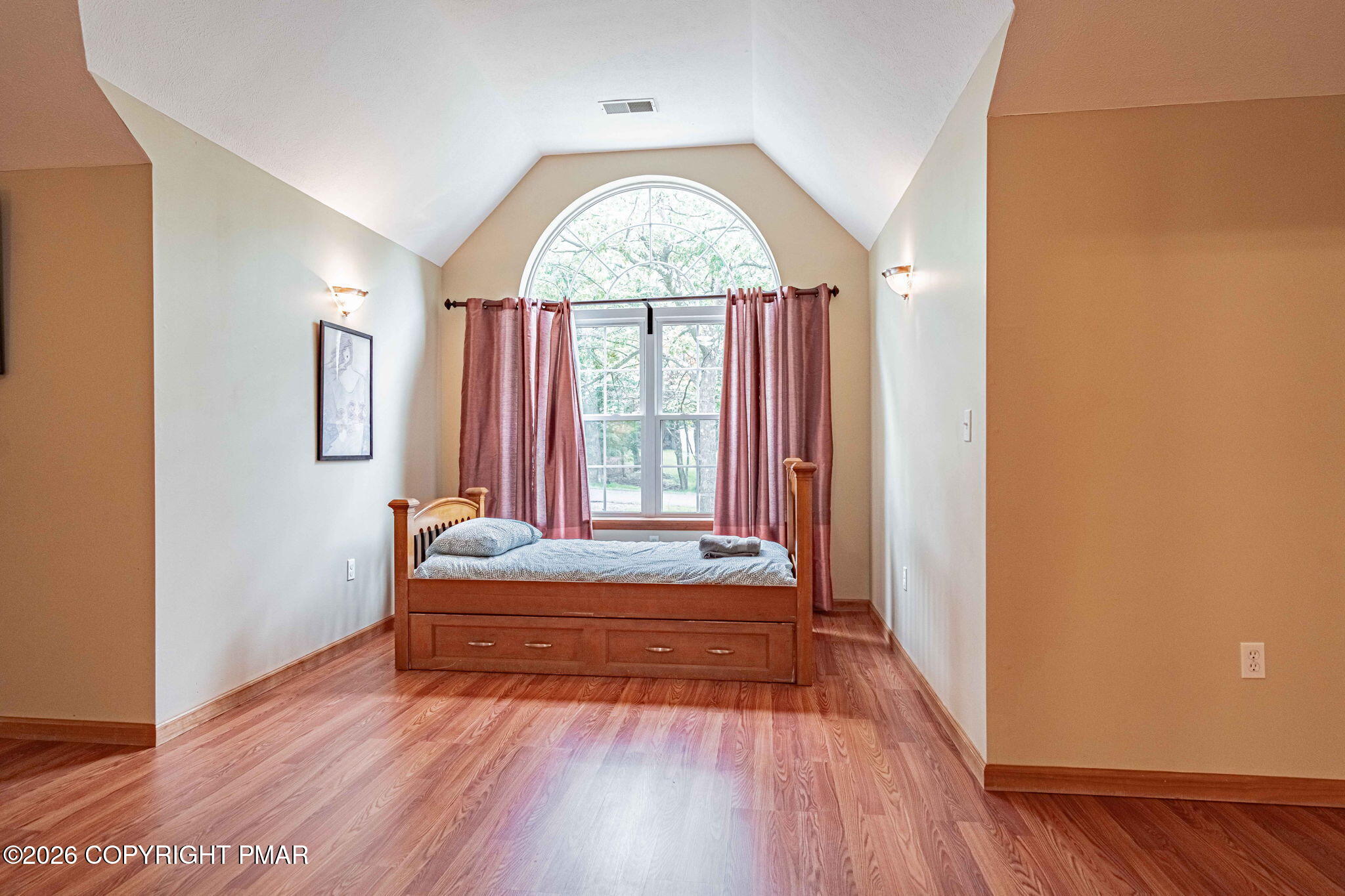 159 Winding Way Property Photo 39