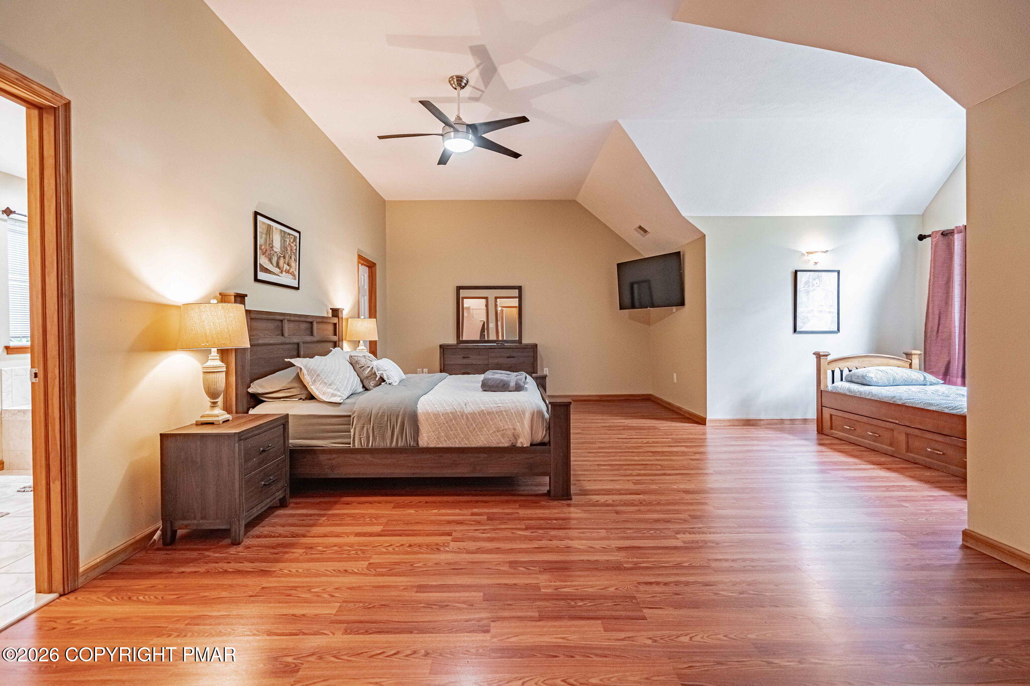 159 Winding Way Property Photo 42