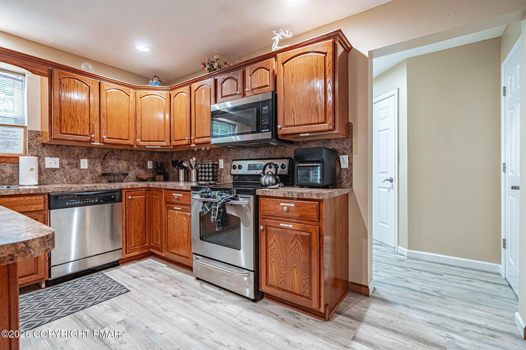 159 Winding Way Property Photo 49