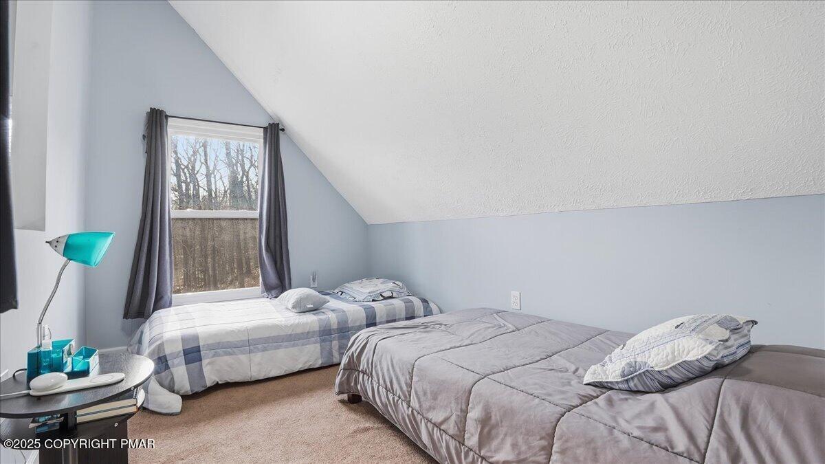 109 Saunders Drive Property Photo 17