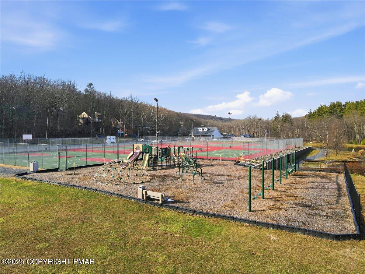 109 Saunders Drive Property Photo 34