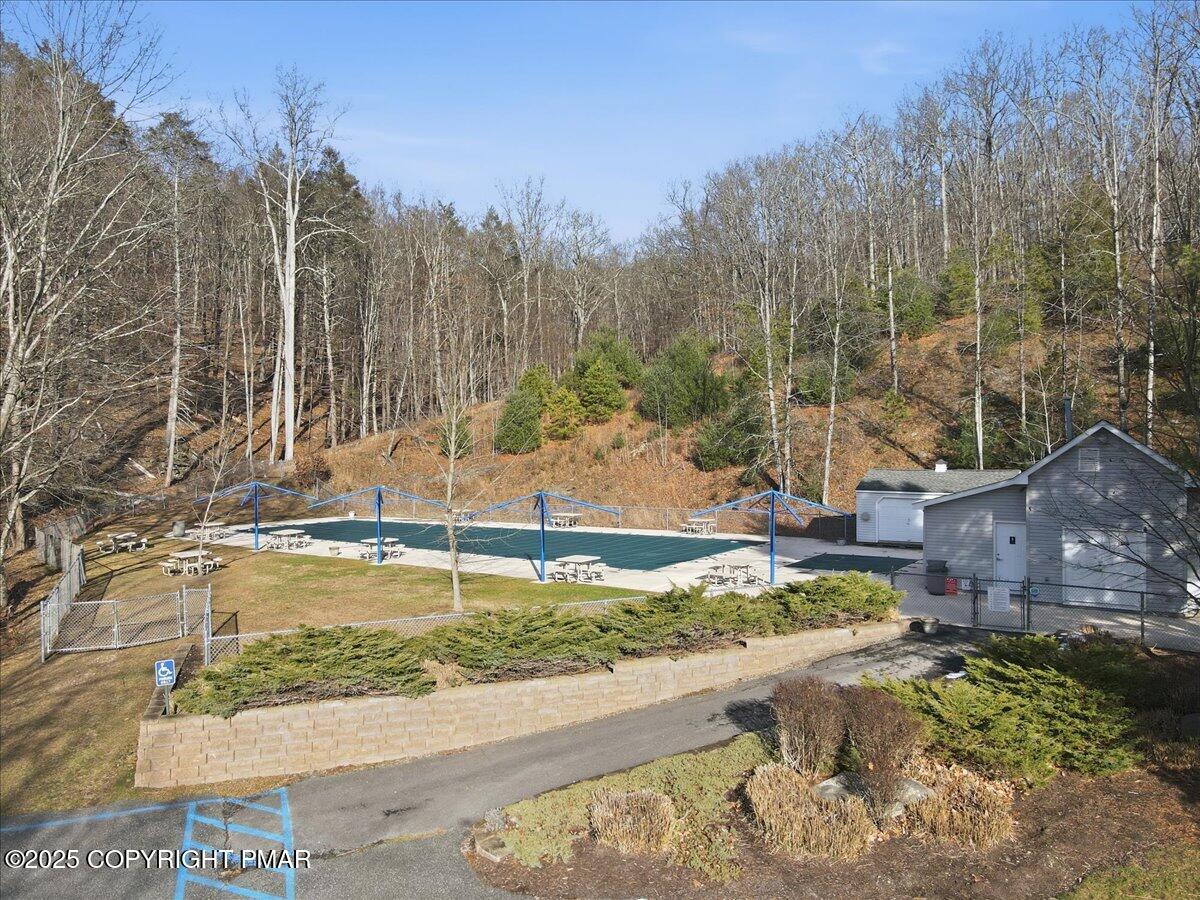 109 Saunders Drive Property Photo 37
