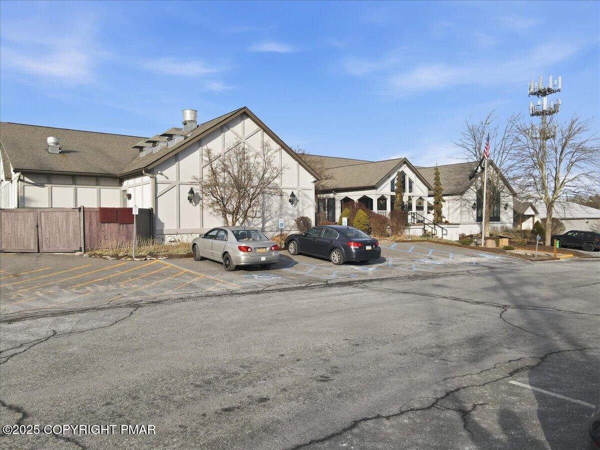 109 Saunders Drive Property Photo 42