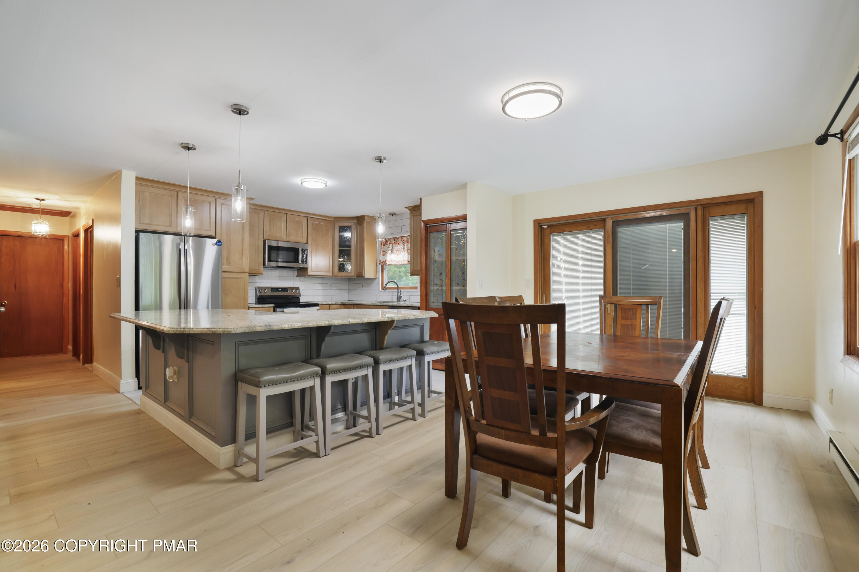 258 Clubhouse Drive Property Photo 3