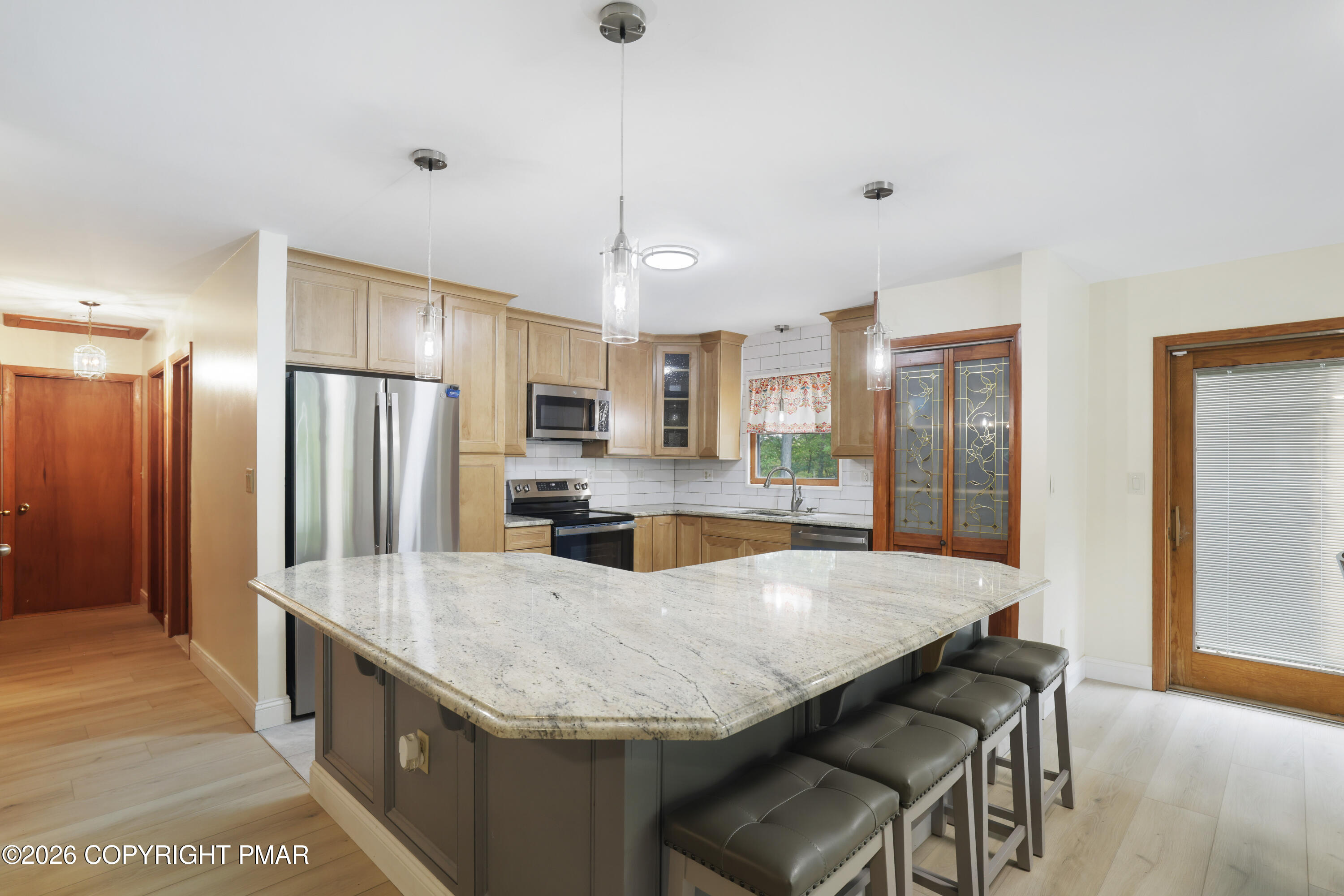 258 Clubhouse Drive Property Photo 8