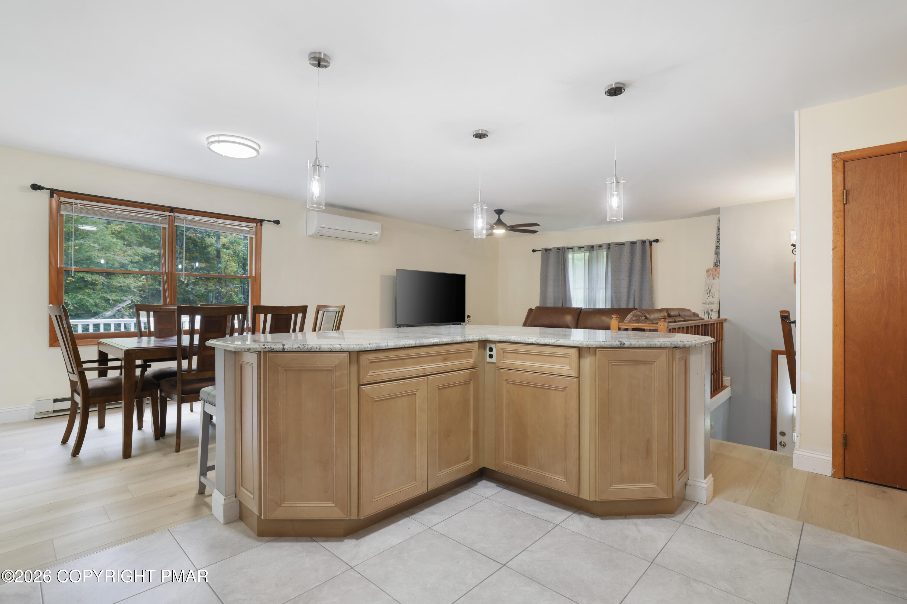 258 Clubhouse Drive Property Photo 12