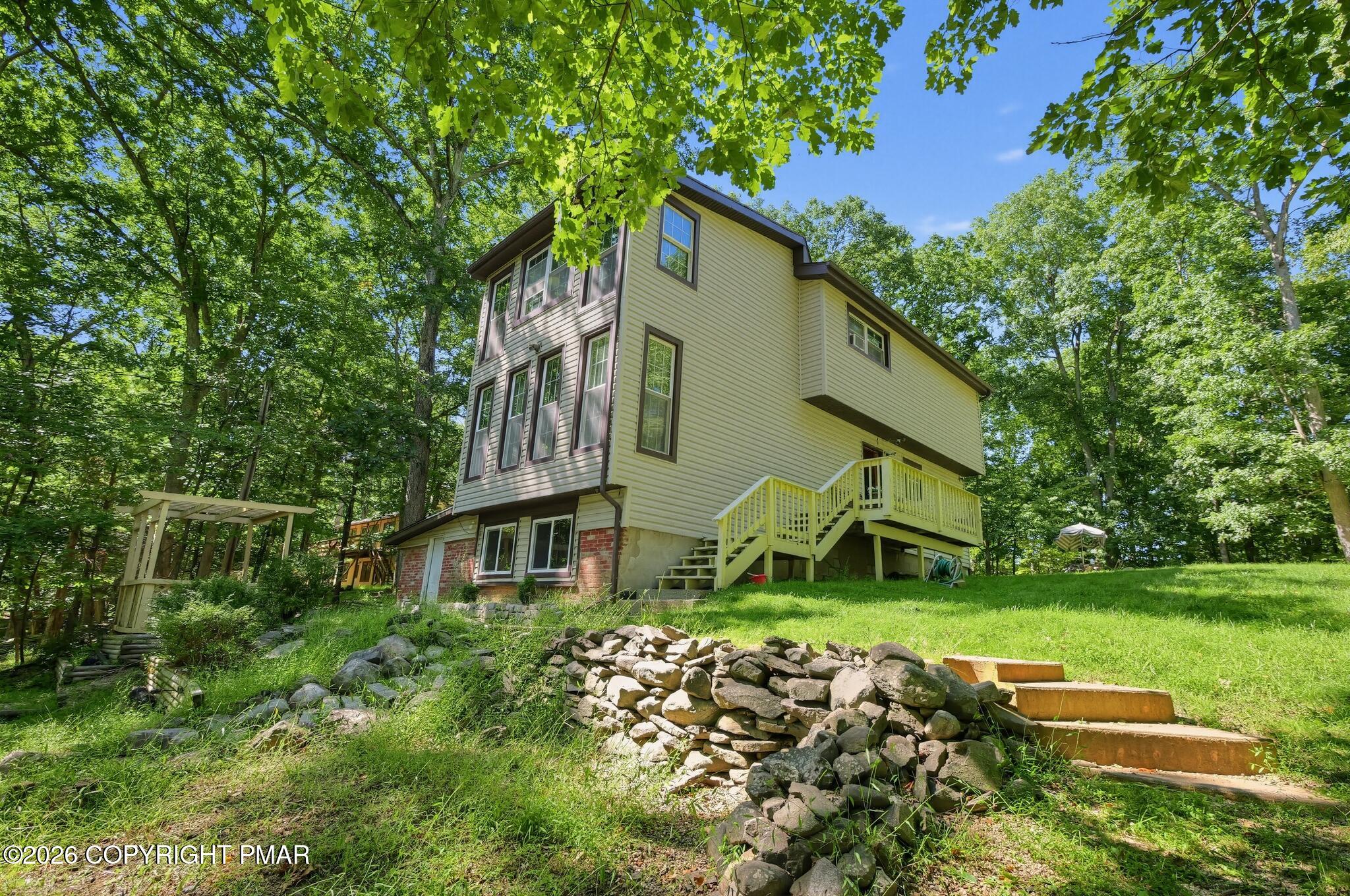 3511 Acorn Circle Property Photo 1