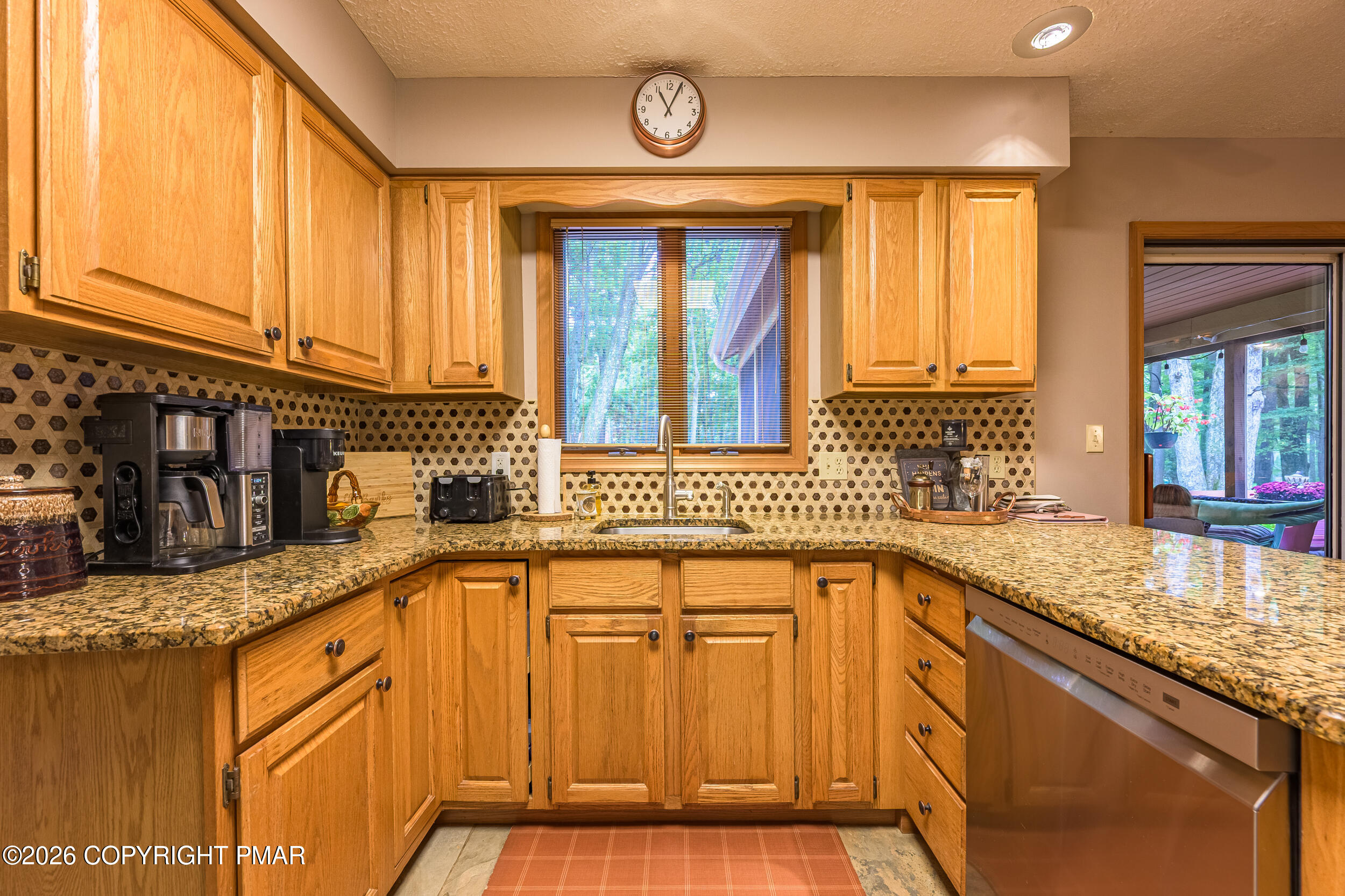 10 Linden Drive Property Photo 18