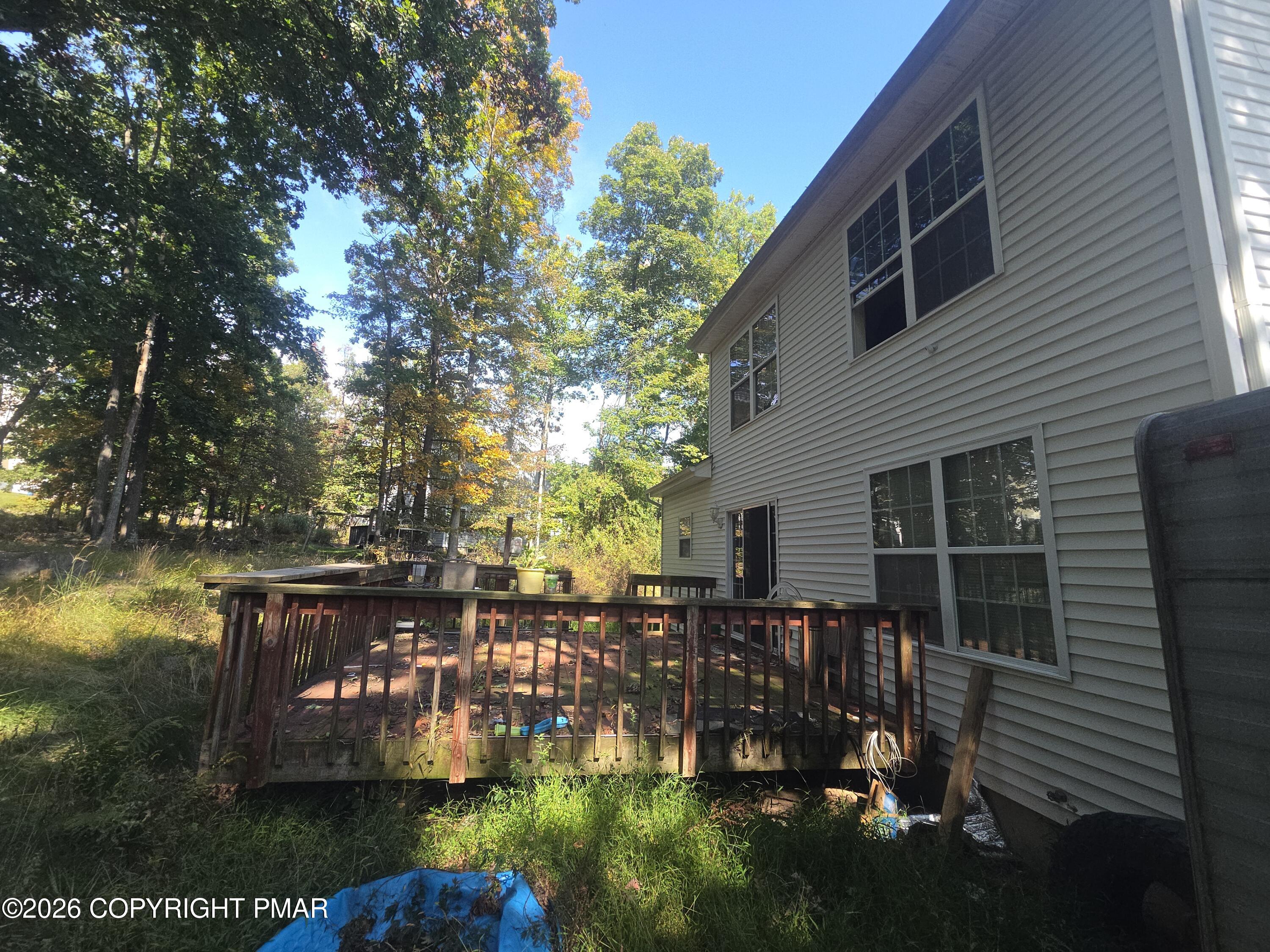 179 Kensington Drive Property Photo 5
