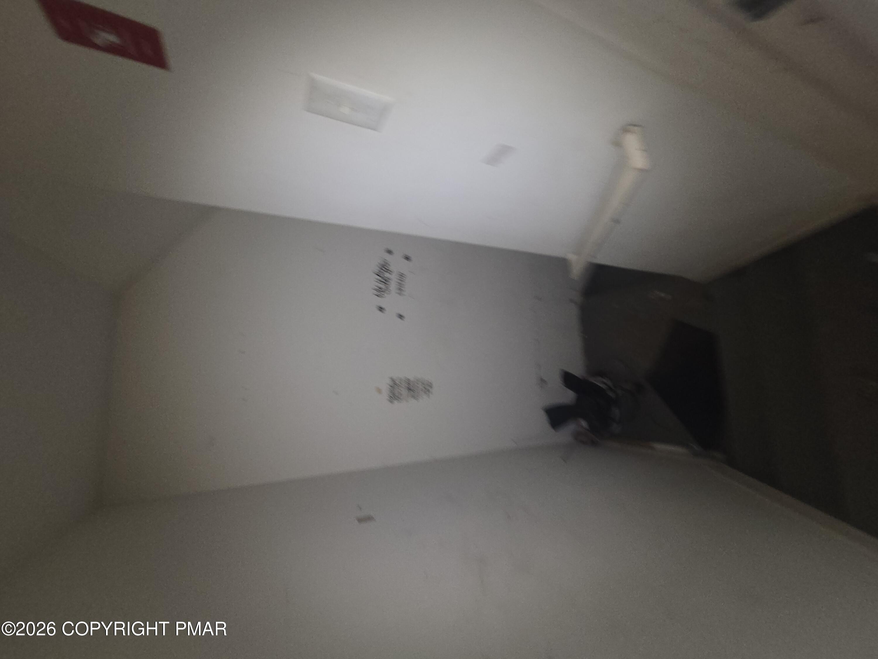 179 Kensington Drive Property Photo 12