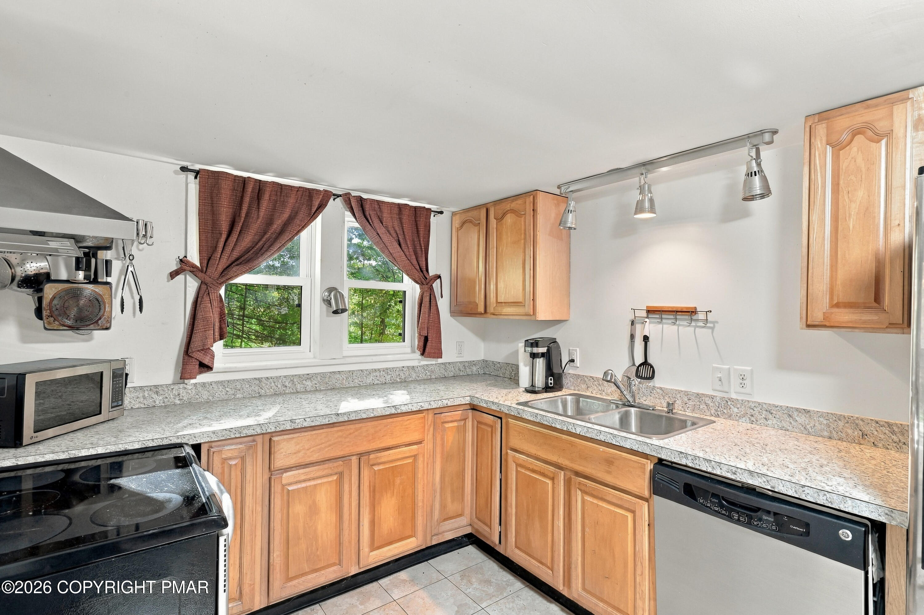 217 Lower Swiftwater Road Property Photo 8