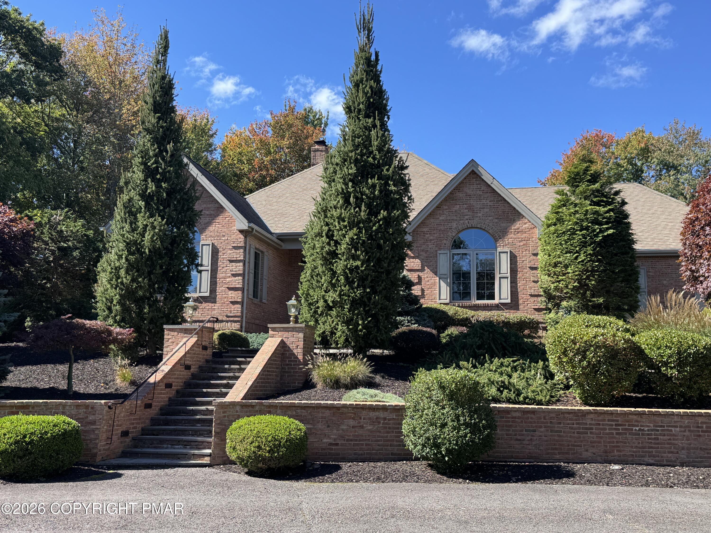 235 Wolf Hollow Road Property Photo 1