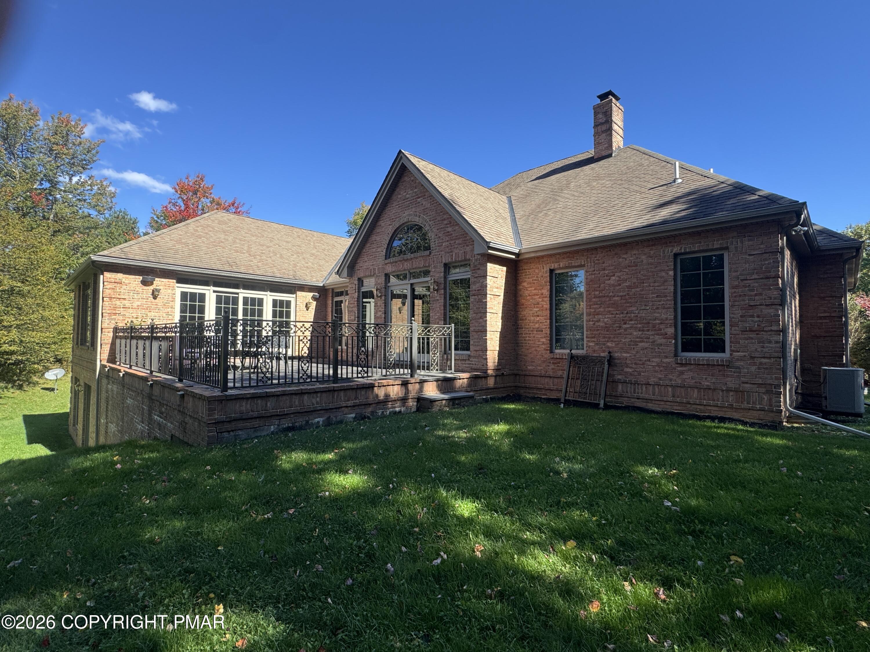 235 Wolf Hollow Road Property Photo 9