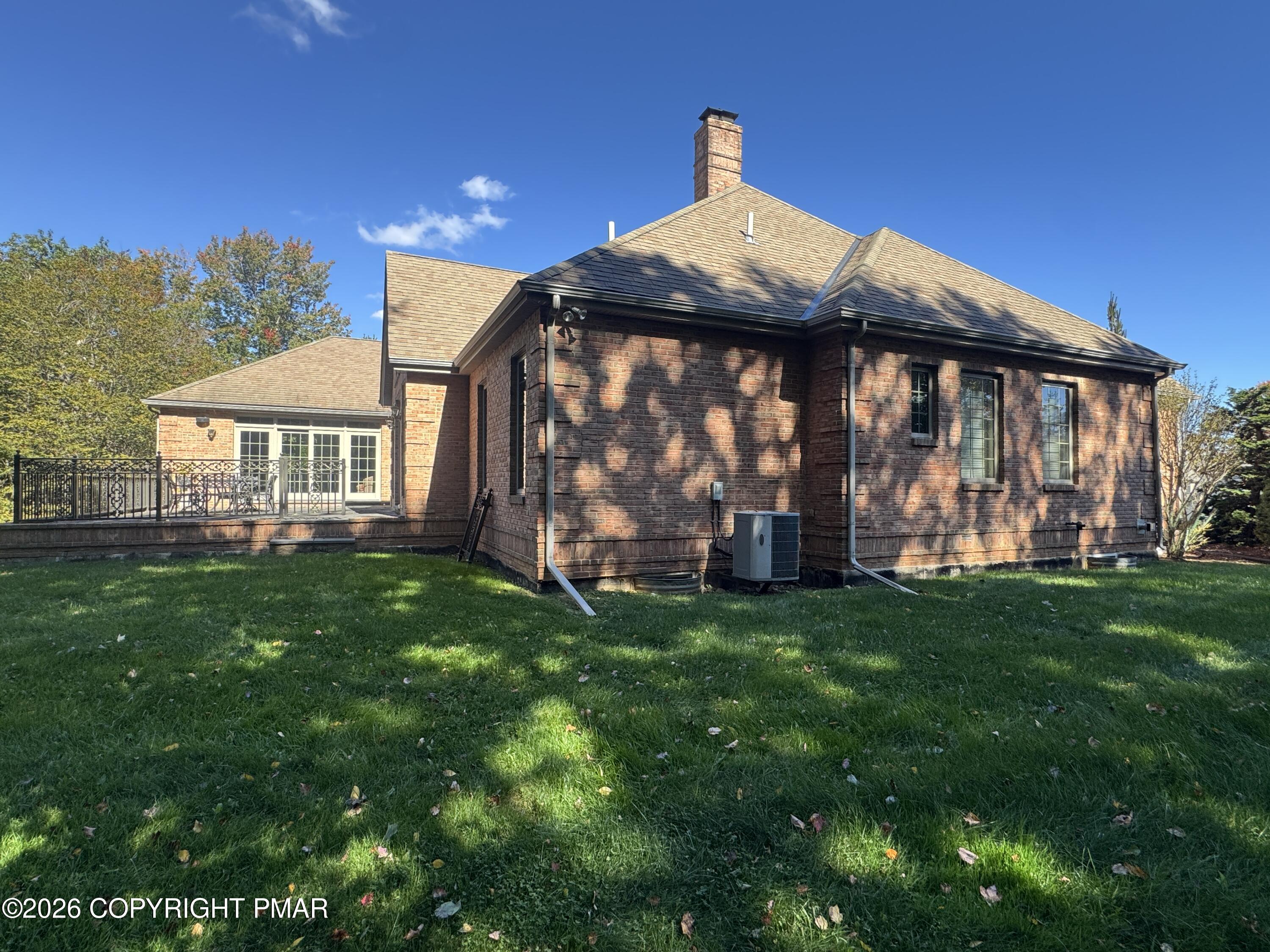 235 Wolf Hollow Road Property Photo 10