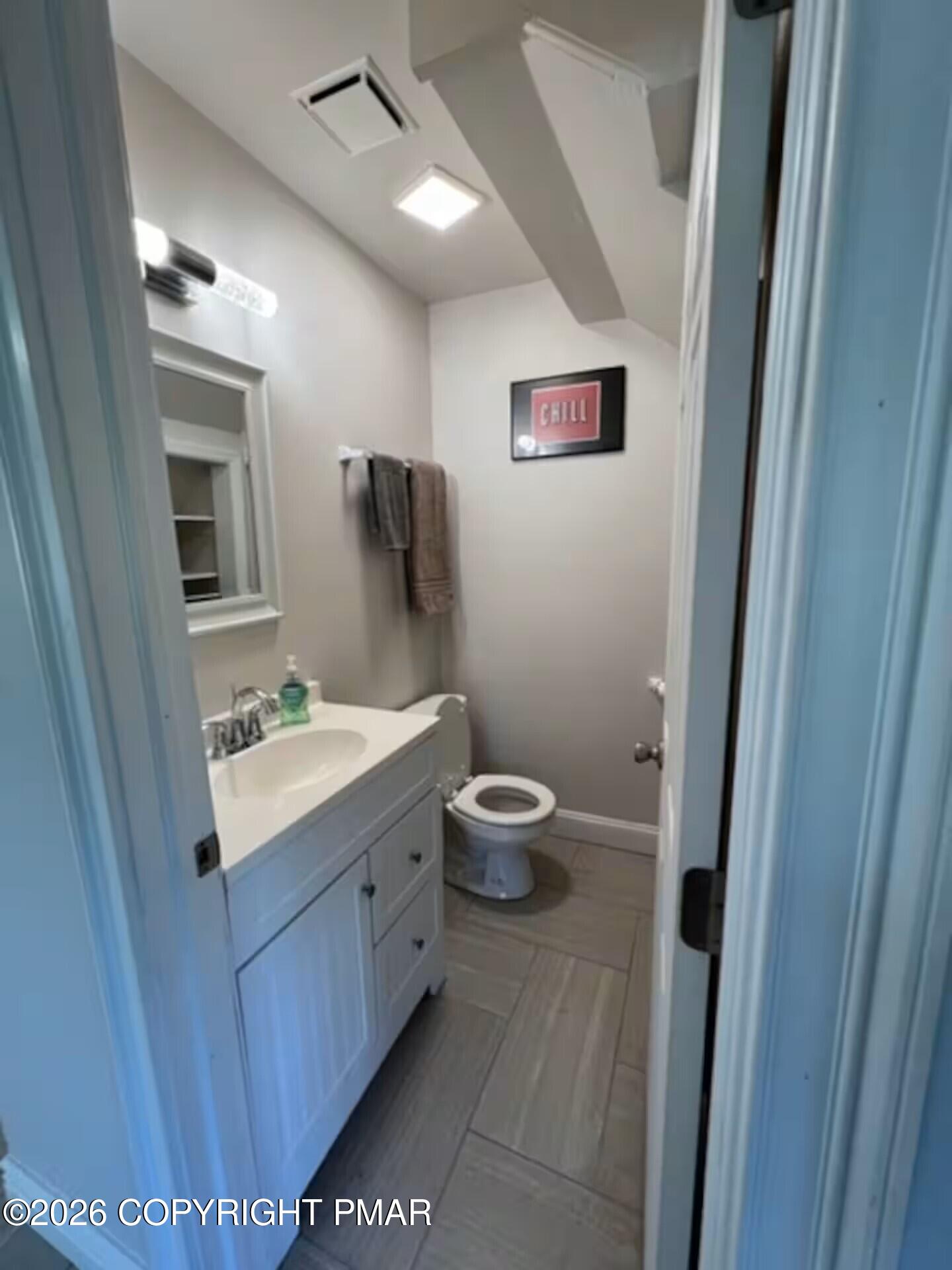 2557 Long Pond Road Property Photo 30