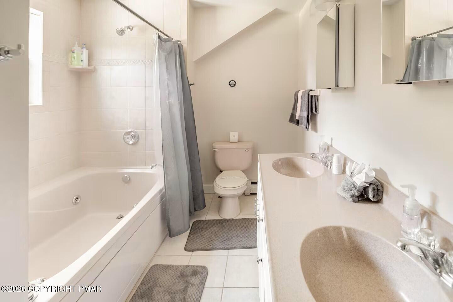 2557 Long Pond Road Property Photo 32