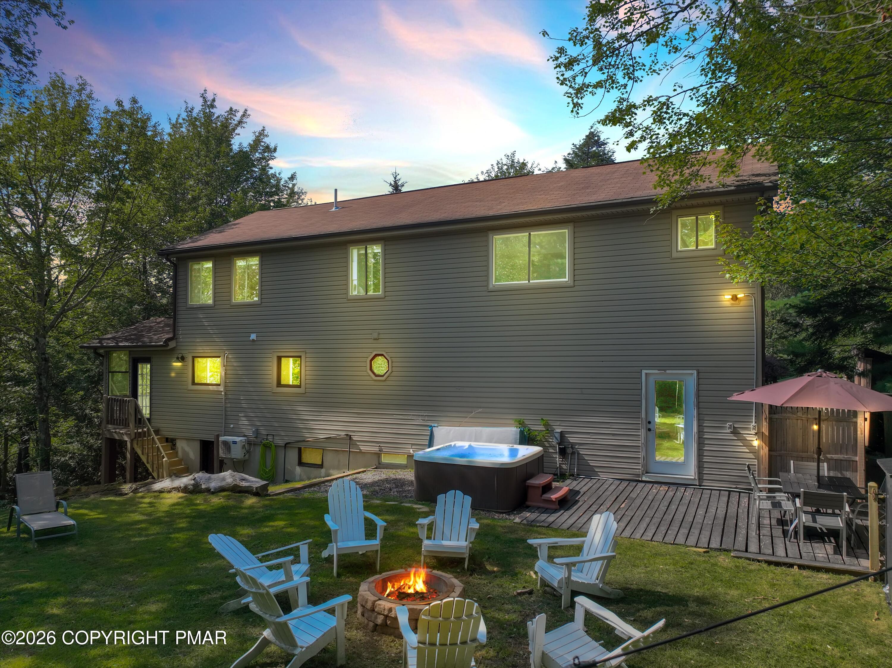 415 Minsi Trail W Property Photo 9