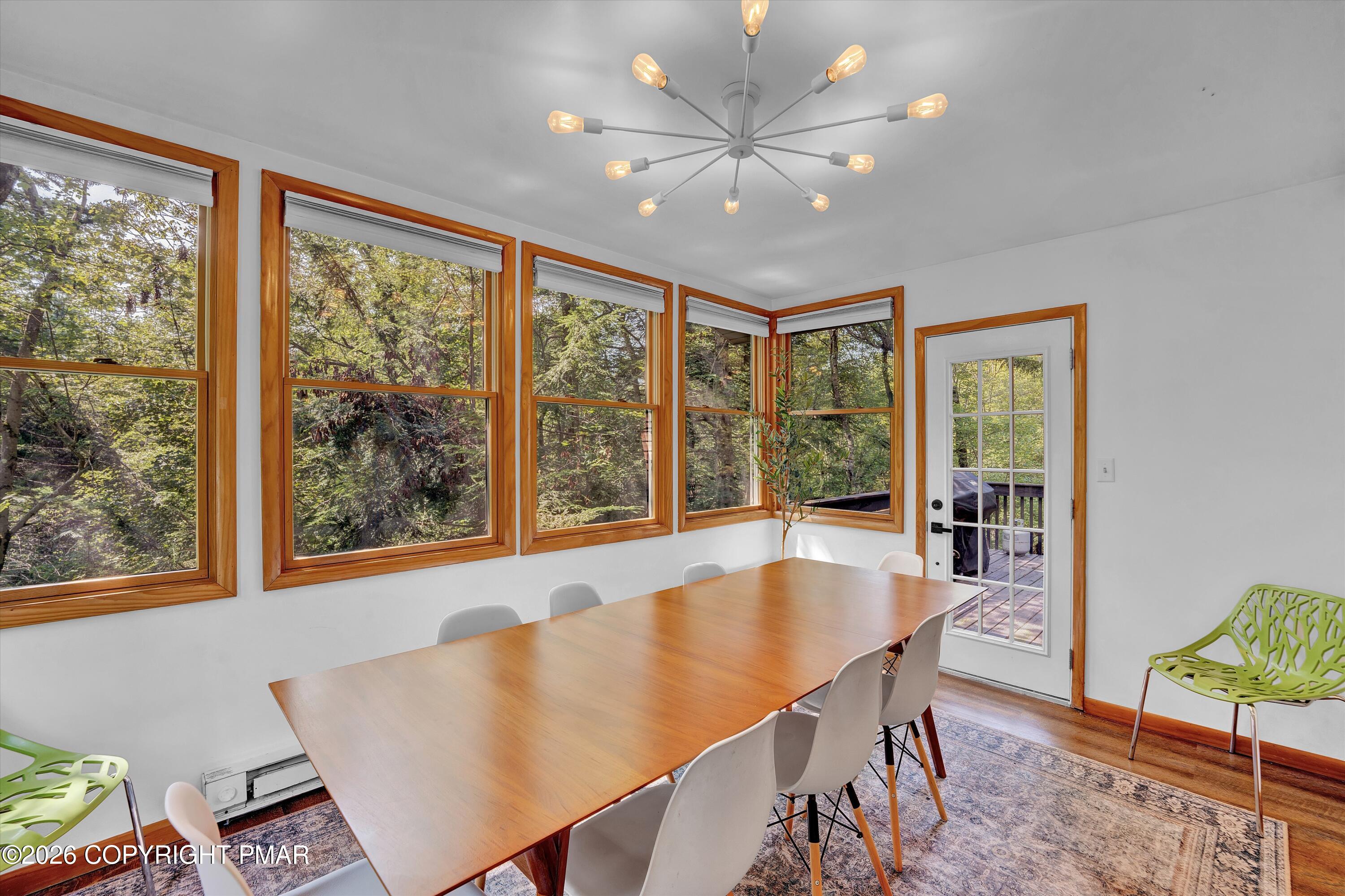 415 Minsi Trail W Property Photo 11
