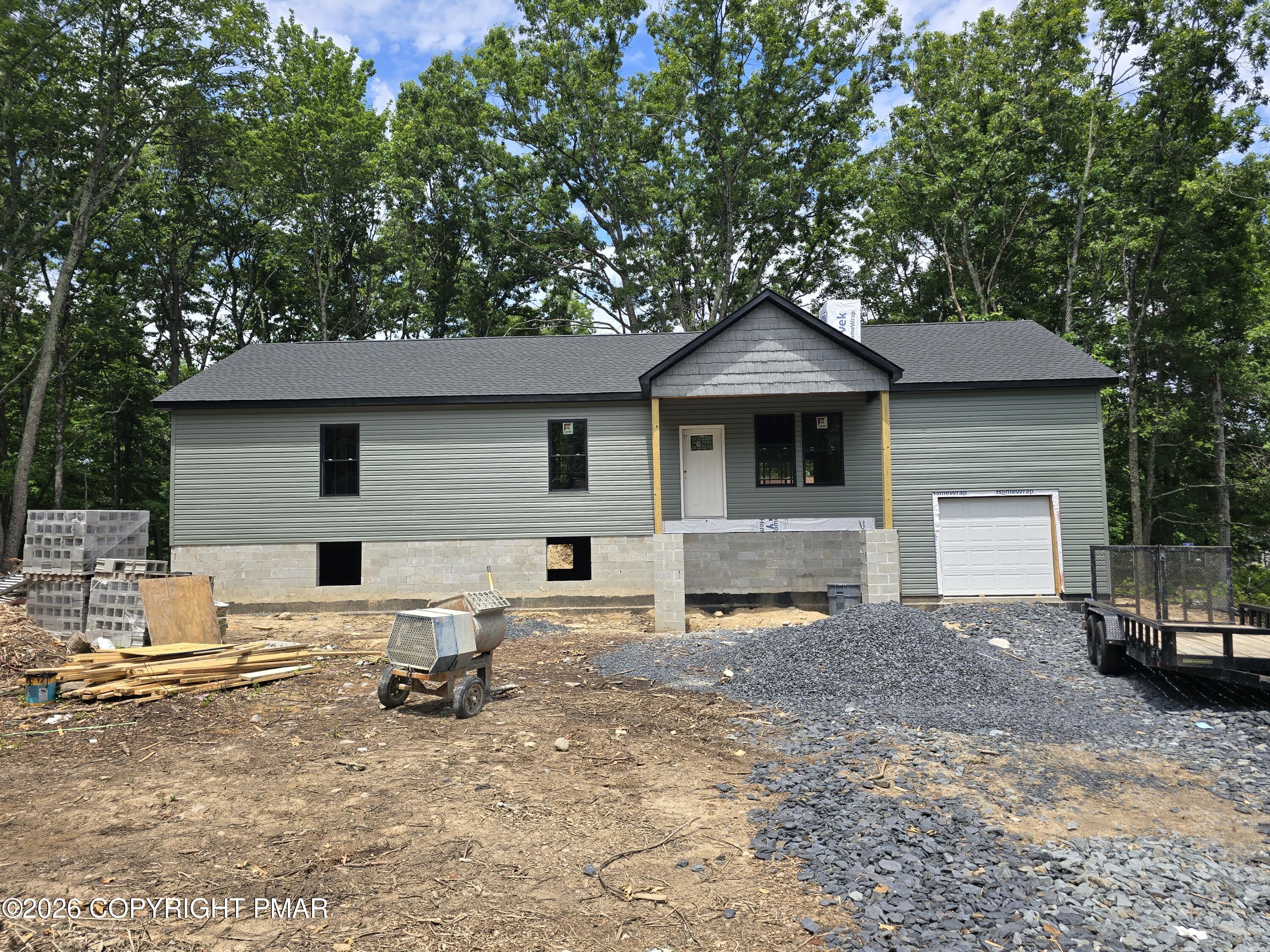 604 Gandolf Road Property Photo 2