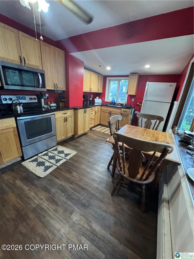 417 S 3rd Street Property Photo 18