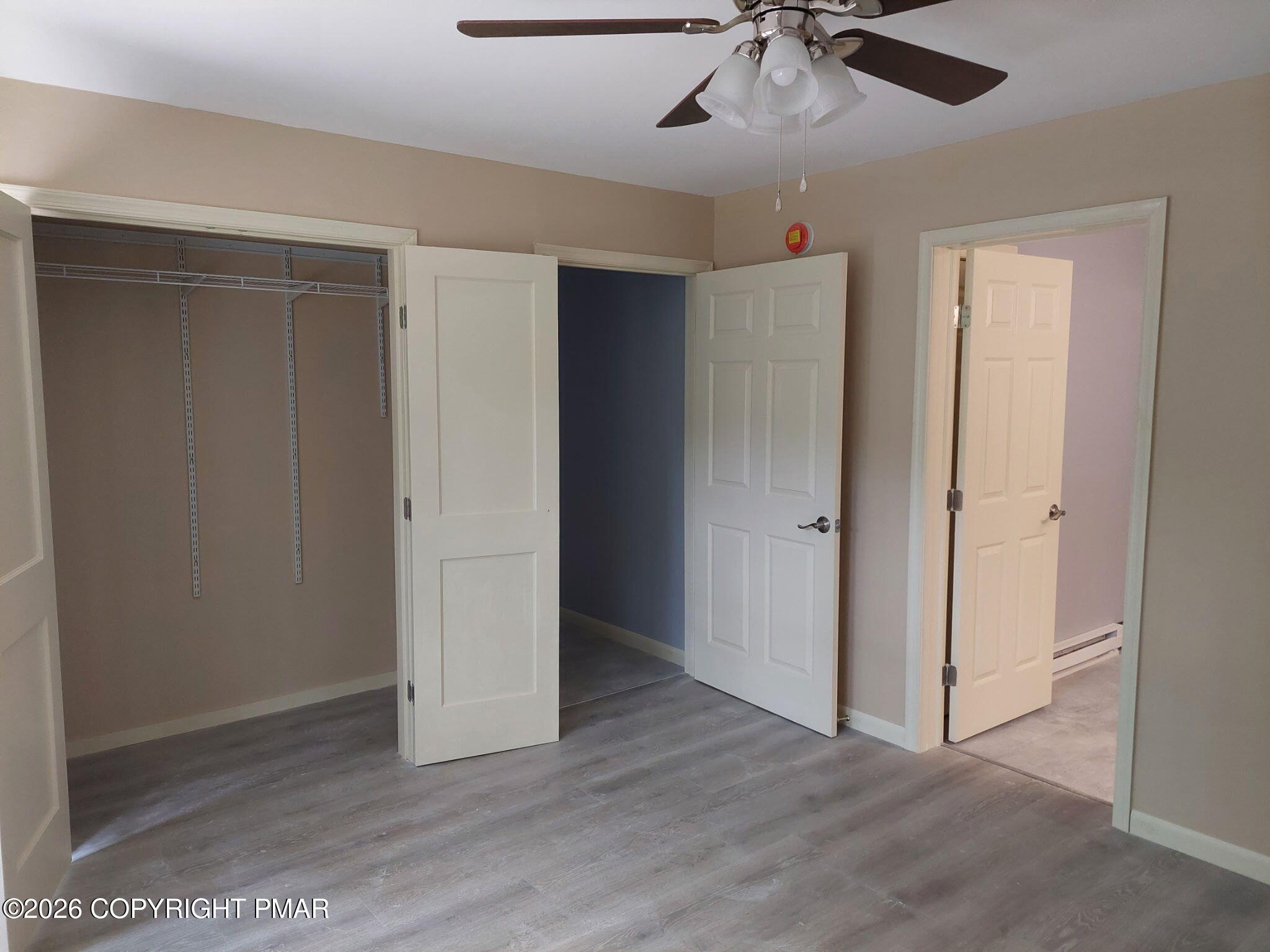 224 Kensington Drive Property Photo 11