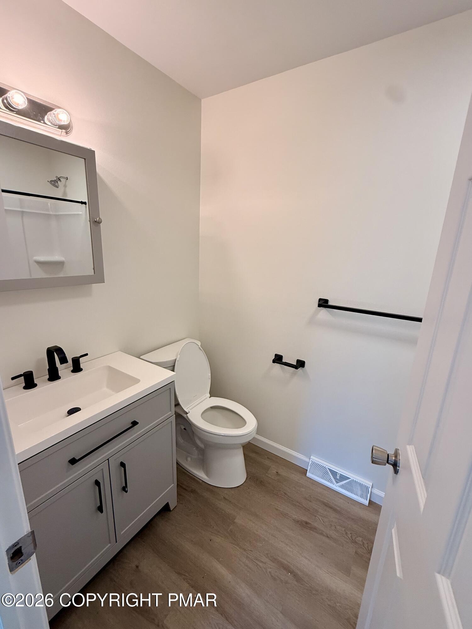 1300 Cambell Way Property Photo 11