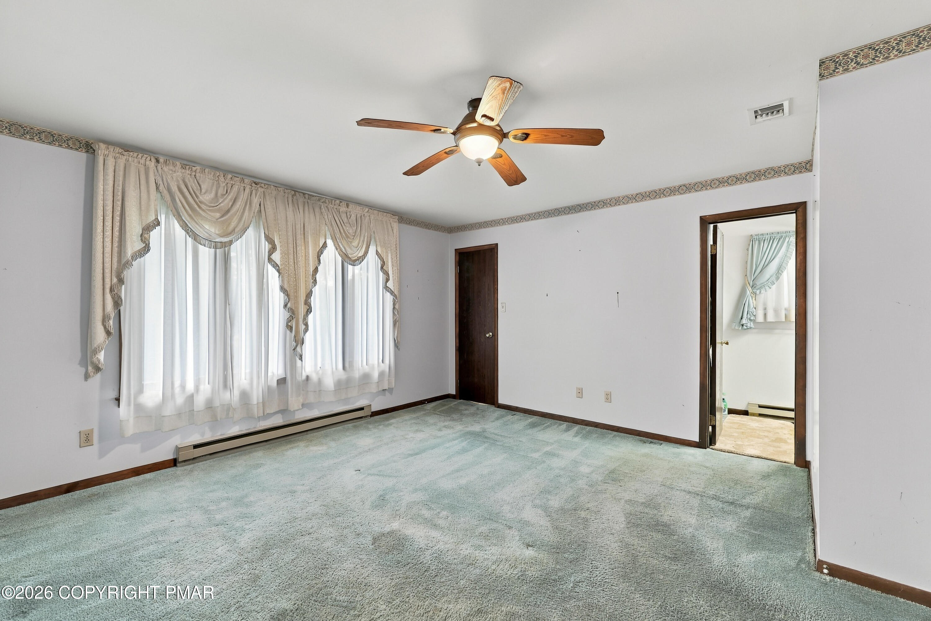 1916 Fawn Lane Property Photo 19